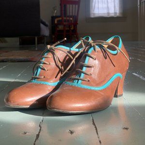 Vintage-style Oxford-style Women's Shoes 7.5